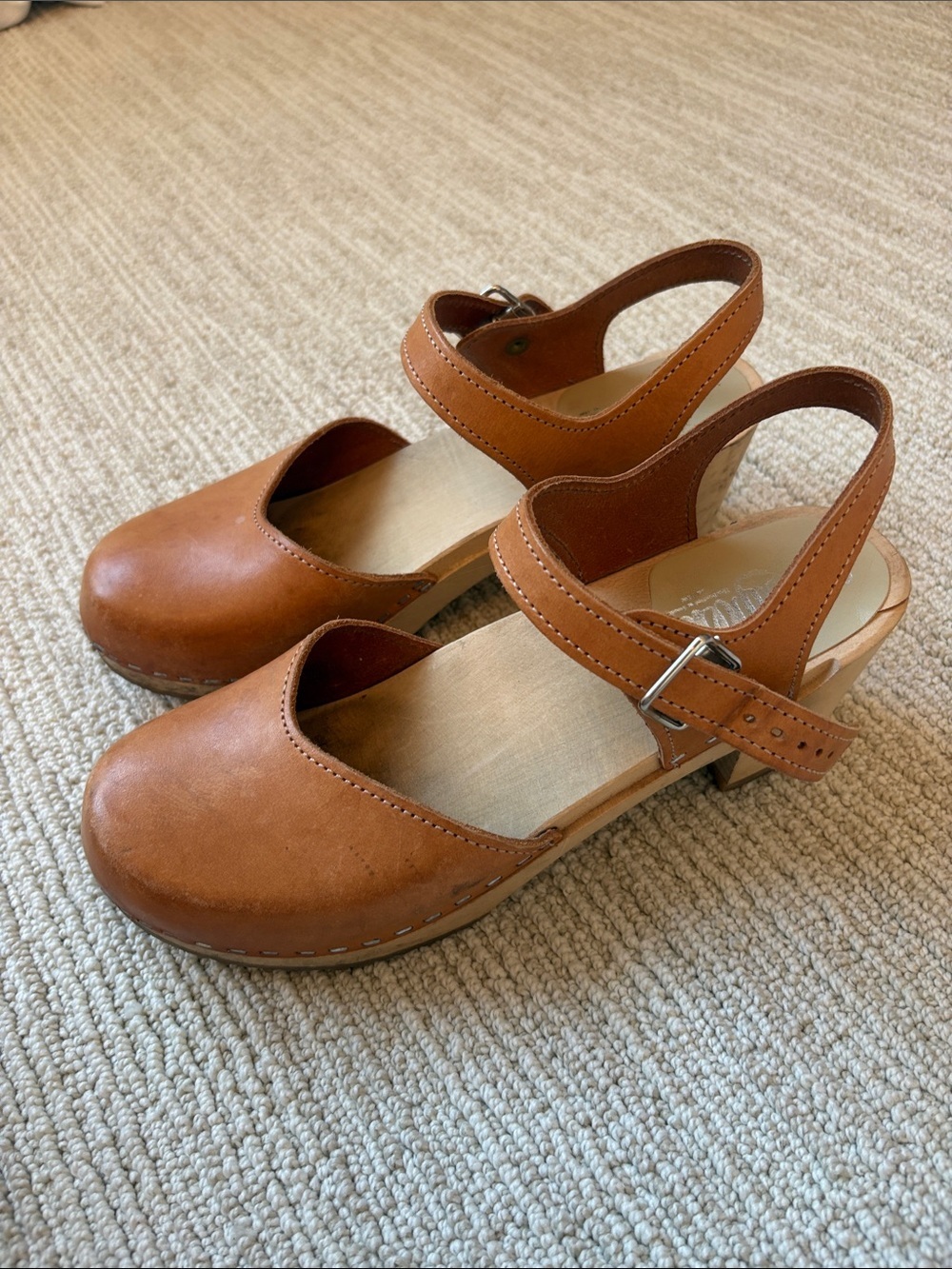 Sandgrens Victoria Clogs - Picture 3 of 6